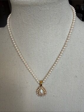 Vintage Monet Faux Pearl Strand Necklace With Teardrop Removable Enhancer.